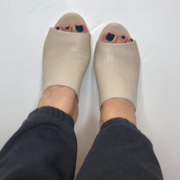 Saks Fifth Avenue Melina Block Heel Mule in Nude 9 - Picture 14 of 14